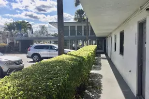 9233 SW 8th St, Boca Raton, FL 33428 - Photo 2