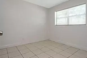 1021 NW 45th St, Pompano Beach, FL 33064 - Photo 8