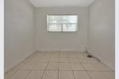 1021 NW 45th Street #1, Deerfield Beach, FL 33064 - Photo 10
