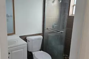 1021 NW 45th St, Pompano Beach, FL 33064 - Photo 14