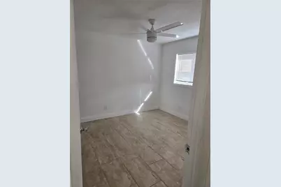 1021 NW 45th Street #1, Deerfield Beach, FL 33064 - Photo 4