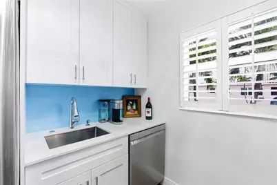 700 Bayshore Drive #4, Fort Lauderdale, FL 33304 - Photo 10