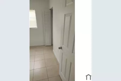 2740 SW 2nd Street #1, Fort Lauderdale, FL 33312 - Photo 4