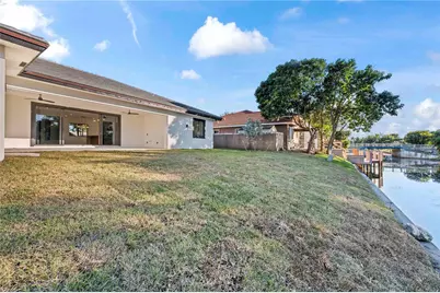 621 NW 42nd Avenue, Coconut Creek, FL 33066 - Photo 38