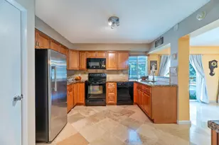 6853 NW 2nd St, Margate, FL 33063 - Photo 4