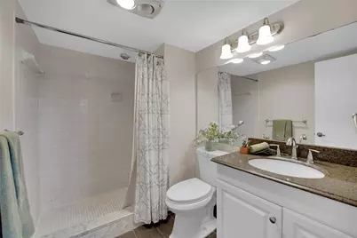 8980 S Hollybrook Boulevard #304, Pembroke Pines, FL 33025 - Photo 30