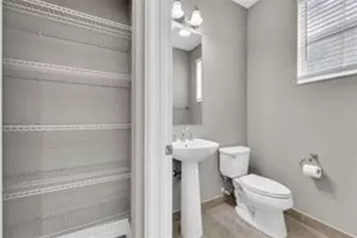 1295 Via De Fossi, Boynton Beach, FL 33426 - Photo 16