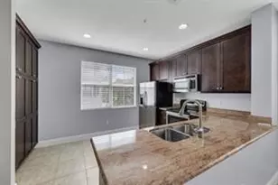 1295 Via De Fossi, Boynton Beach, FL 33426 - Photo 10