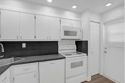 4501 NE 21 Avenue #207, Fort Lauderdale, FL 33308 - Photo 6