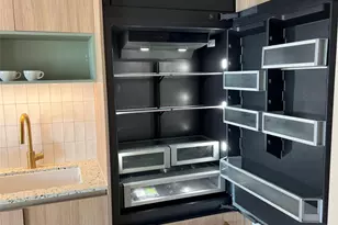 159 NE 6th St, Miami, FL 33132 - Photo 20