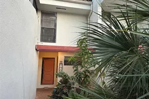 6542 Racquet Club Dr, Tamarac, FL 33319 - Photo 4