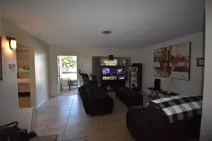 4250 NW 49th Terrace, Lauderdale Lakes, FL 33319 - Photo 6