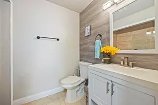 6187 Laurel Ln, Tamarac, FL 33319 - Photo 20