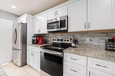 6187 Laurel Lane, Tamarac, FL 33319 - Photo 6