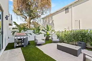 705 SW 8th Terrace, Fort Lauderdale, FL 33315 - Photo 12