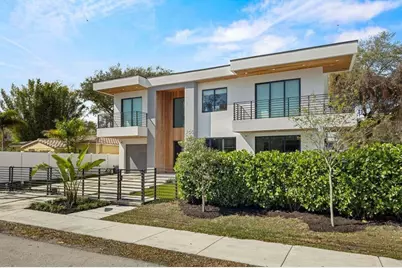 705 SW 8th Terrace, Fort Lauderdale, FL 33315 - Photo 2