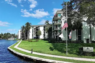 1301 River Reach Dr, Fort Lauderdale, FL 33315 - Photo 2