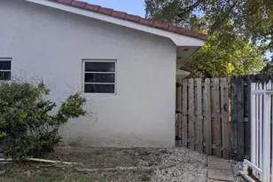 17367 SW 95th Ave, Palmetto Bay, FL 33157 - Photo 16