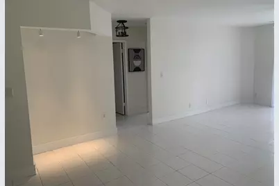 3600 Mystic Pointe Drive #314, Aventura, FL 33180 - Photo 14