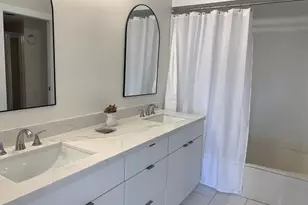 3600 Mystic Pointe Dr, Aventura, FL 33180 - Photo 10