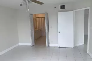 3600 Mystic Pointe Dr, Aventura, FL 33180 - Photo 20