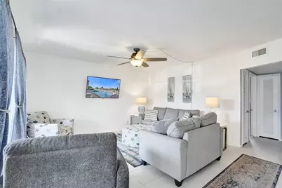 711 SE 7th Avenue #4, Pompano Beach, FL 33060 - Photo 4