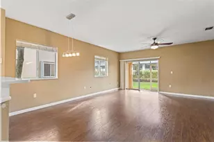 8820 S Isles Cir, Tamarac, FL 33321 - Photo 16