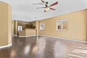 8820 S Isles Cir, Tamarac, FL 33321 - Photo 18