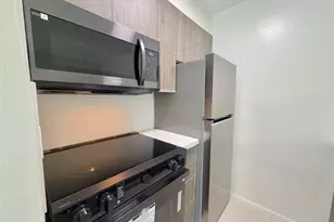 924 NE 17th Terrace, Fort Lauderdale, FL 33304 - Photo 14