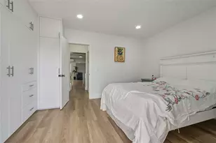 900 SW 10th Terrace, Hallandale Beach, FL 33009 - Photo 14