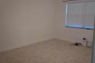 9800 Sunrise Lakes Blvd, Sunrise, FL 33322 - Photo 4