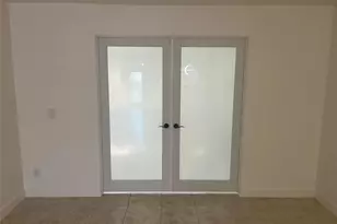 9800 Sunrise Lakes Blvd, Sunrise, FL 33322 - Photo 18