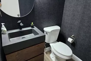 8900 SW 20th Pl, Davie, FL 33324 - Photo 16