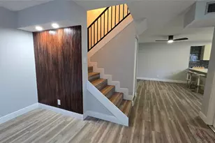 8900 SW 20th Pl, Davie, FL 33324 - Photo 4