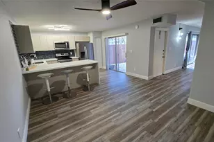 8900 SW 20th Pl, Davie, FL 33324 - Photo 6