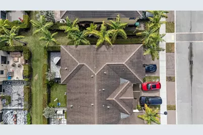 4690 Santa Cruz Way #000, Davie, FL 33314 - Photo 30