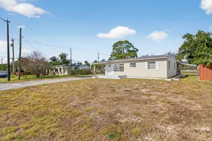 1301 NE 26th Ct, Pompano Beach, FL 33064 - Photo 34