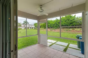 16721 Hemingway Dr, Weston, FL 33326 - Photo 2
