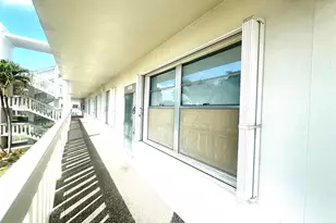 2045 Newport N, Deerfield Beach, FL 33442 - Photo 24