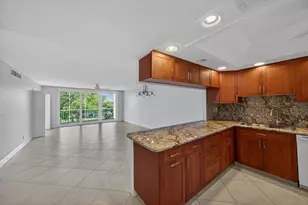 3150 NE 48th Ct, Lighthouse Point, FL 33064 - Photo 8