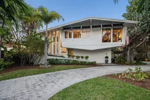 2609 NE 8th St, Fort Lauderdale, FL 33304 - Photo 2