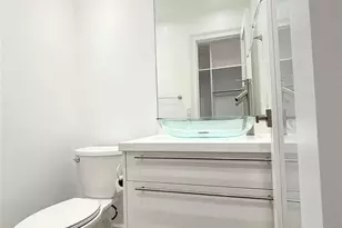 279 Oakridge P, Deerfield Beach, FL 33442 - Photo 14