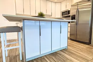 279 Oakridge P, Deerfield Beach, FL 33442 - Photo 8