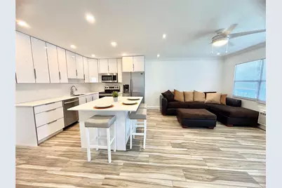 279 Oakridge P #279, Deerfield Beach, FL 33442 - Photo 4