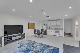 616 3rd Key Dr, Fort Lauderdale, FL 33304 - Photo 8