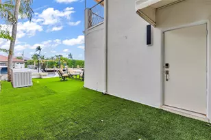 616 3rd Key Dr, Fort Lauderdale, FL 33304 - Photo 24
