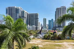 401 SW 4th Ave, Fort Lauderdale, FL 33315 - Photo 2