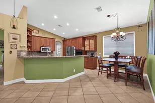 14520 SW 37th St, Miramar, FL 33027 - Photo 12