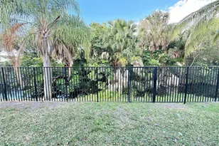 8971 SW 9th St, Boca Raton, FL 33433 - Photo 18