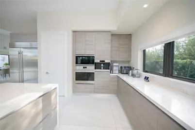 16629 N Botaniko Drive, Weston, FL 33326 - Photo 18